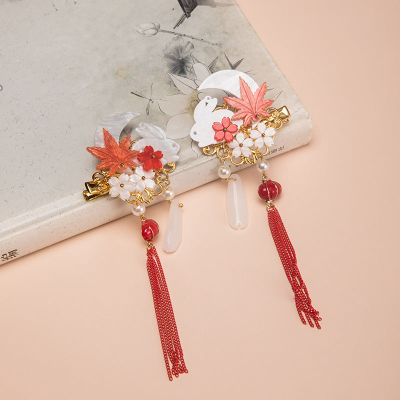 Vintage rabbit hairpin with fringed edge and side clip