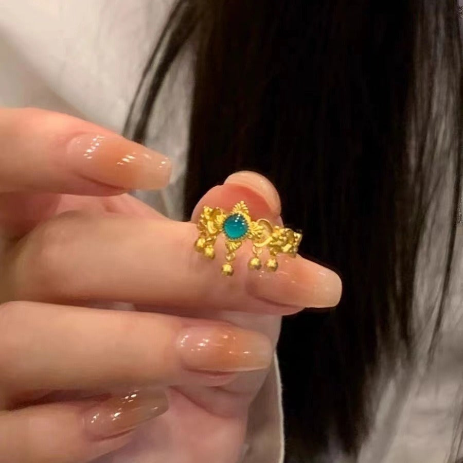 Neues chinesisches Stil blaugrüne goldene Bälle Quasten Ring Spezialinteresse Design All-Matching Anmutig