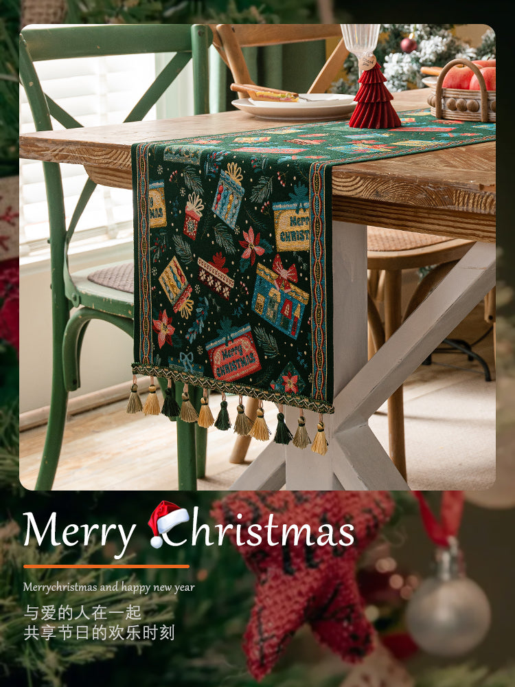 Christmas Decoration Table Runner – Festive Decoration for Holiday Dining & Living Room