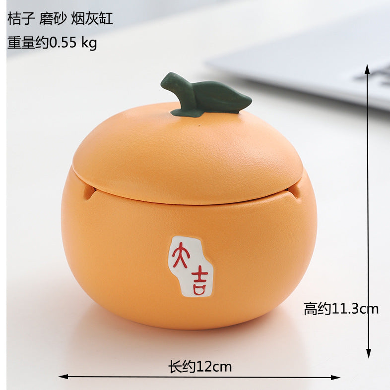 Haushalt großes kreatives personalisiertes Modebüro Wohnzimmer mit Lid -Aschenbecher