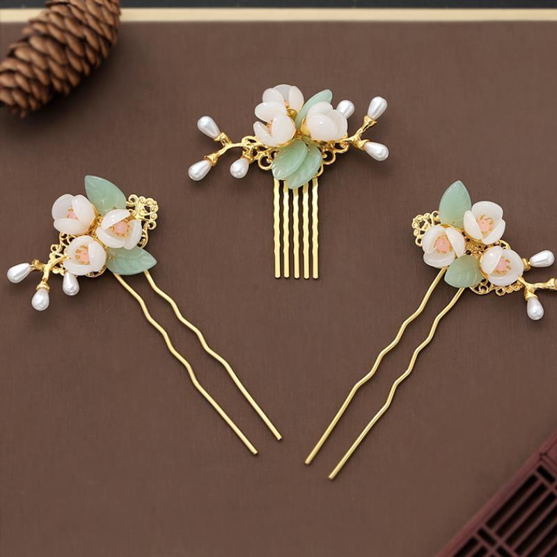 Hanfu hairpin with tassel in silver traditional design