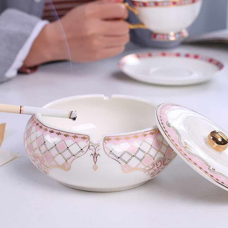 Haushaltskreatives Keramik großer Aschenbecher mit Deckel