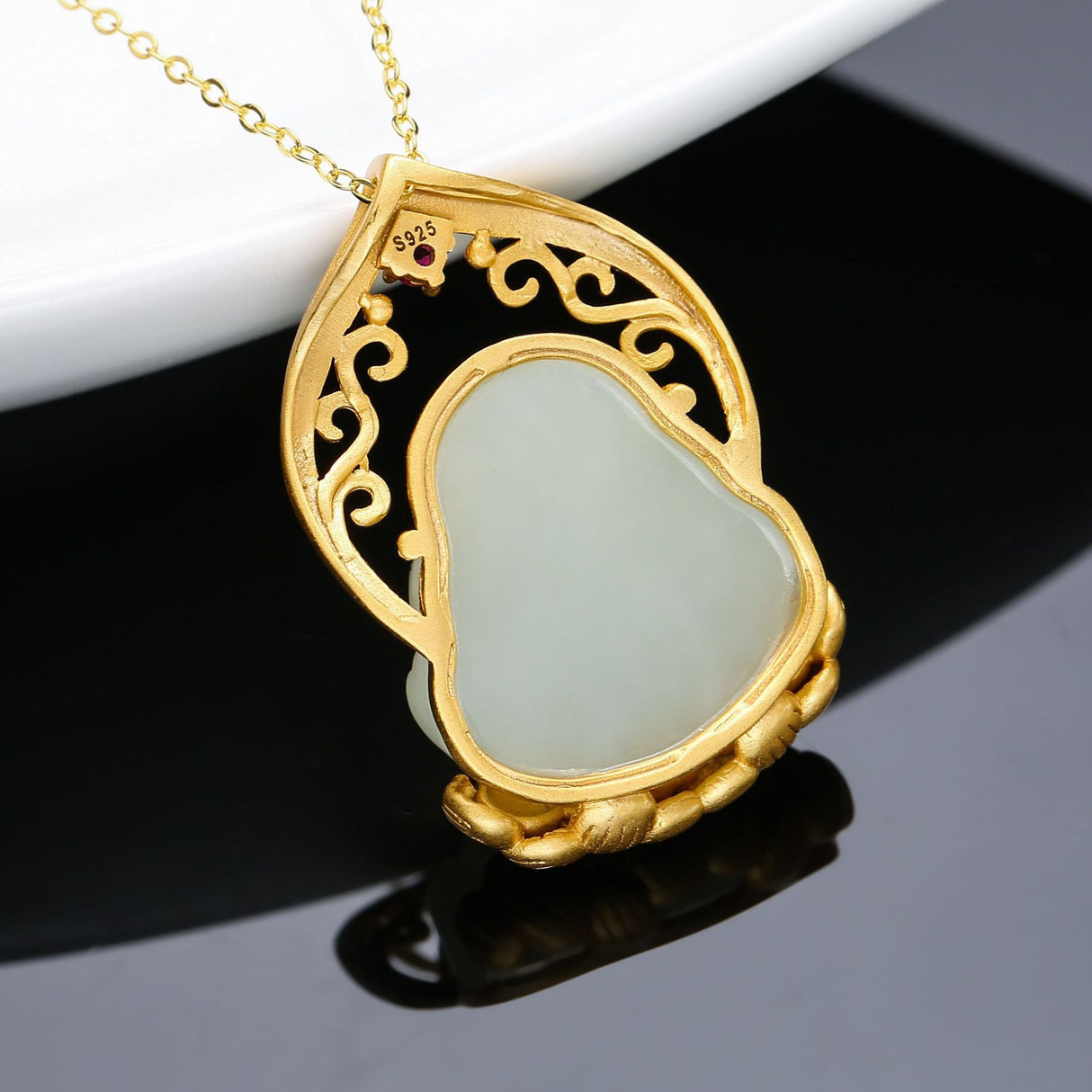 Altes französischer Silber S925 Gold Eingelegtes Hetian Jade Anhänger