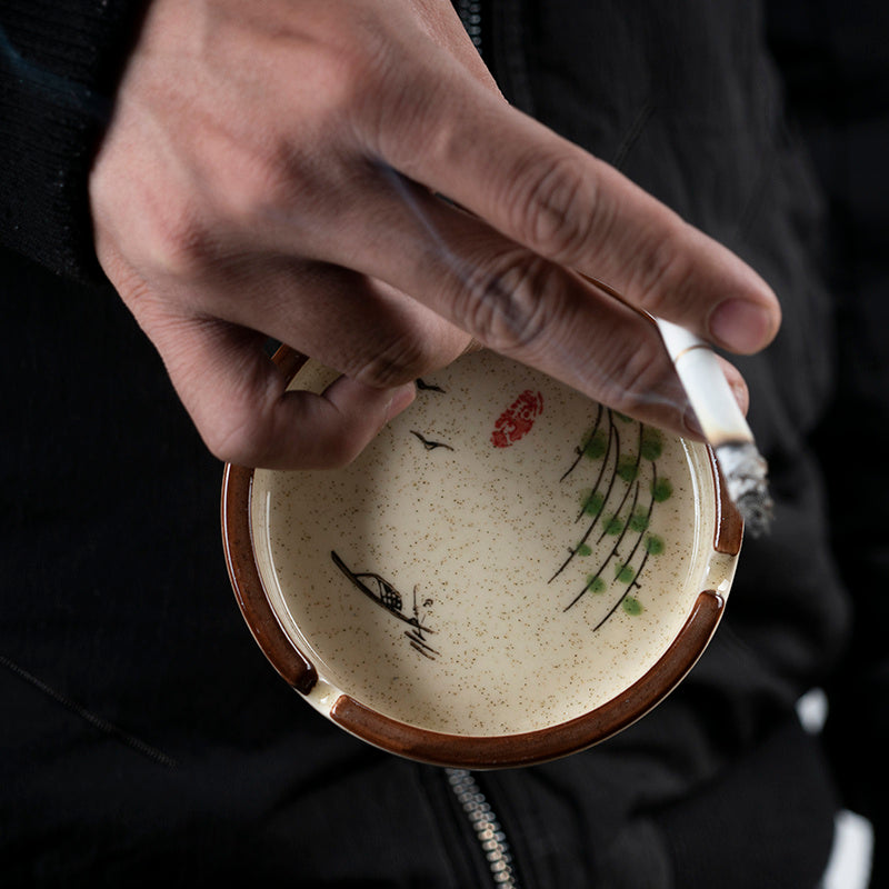 Handbemalte kreative Persönlichkeit Unterglasur Keramik runder Esstisch Aschenbecher Set