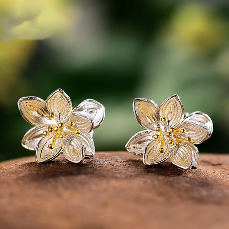 Minimalist Silver Floral Stud Earrings – Jewelry Gift for Girlfriend or Best Friend-1