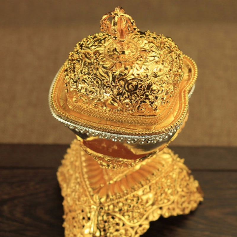 Nepal tibetaner Buddhismus liefert tantrische patriarchalische Instrument Toba Ornamente Initiierung, die Weinbecher groß anbieten