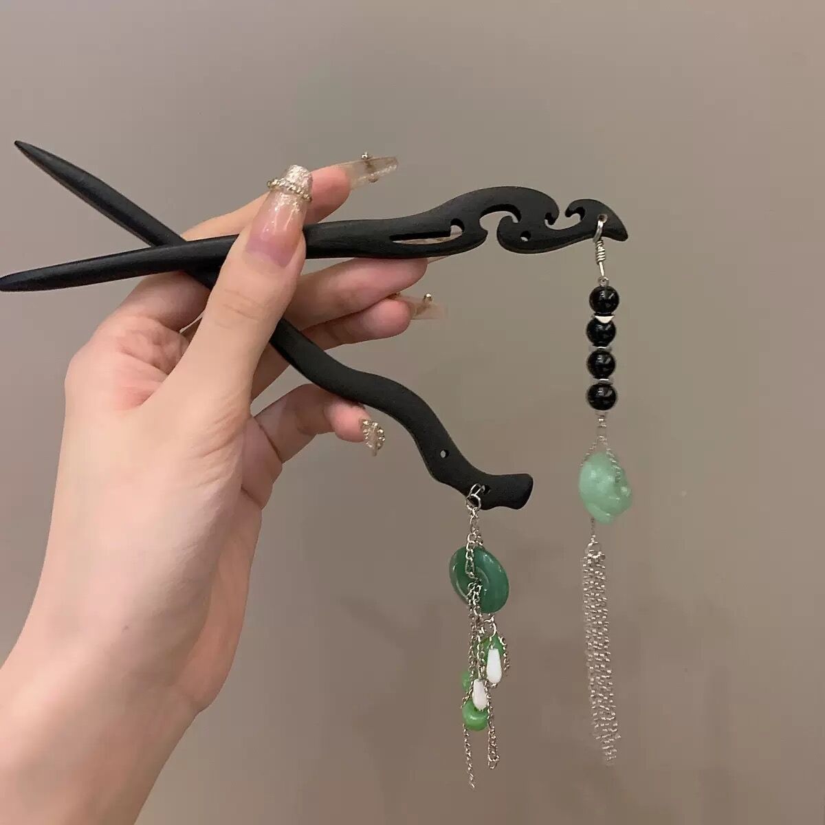 Modische Sandelholz Quaste Haartupfmädchen