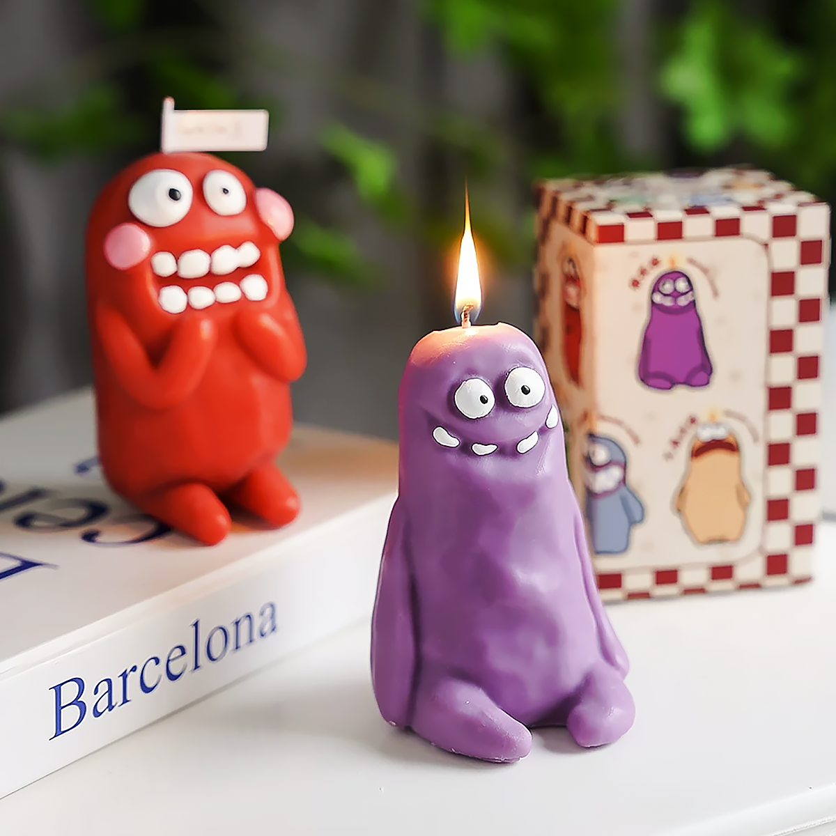 Ugly-cute Monster Scented Candles Quirky and Creative Decorative Gift-4