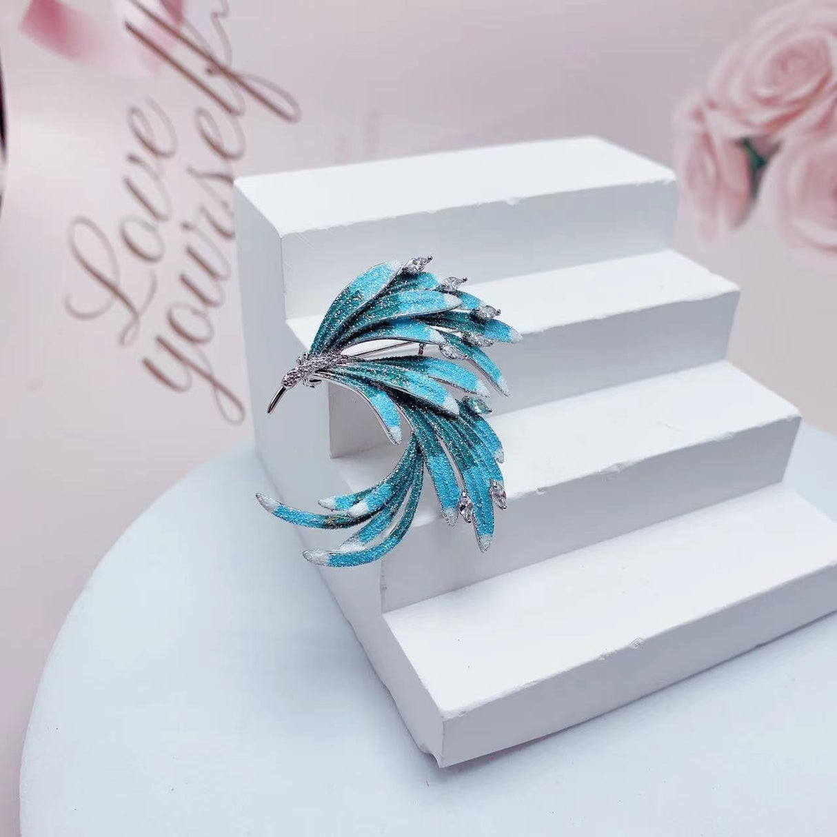 Emaille Gradientenmikro -Strass -Strass -Phoenix -Schwanzbrosche im chinesischen Stil