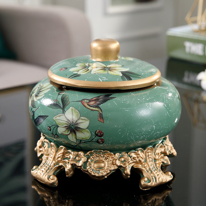 Kreative Persönlichkeit Modestil großes Wohnzimmer Büro Aschenbecher