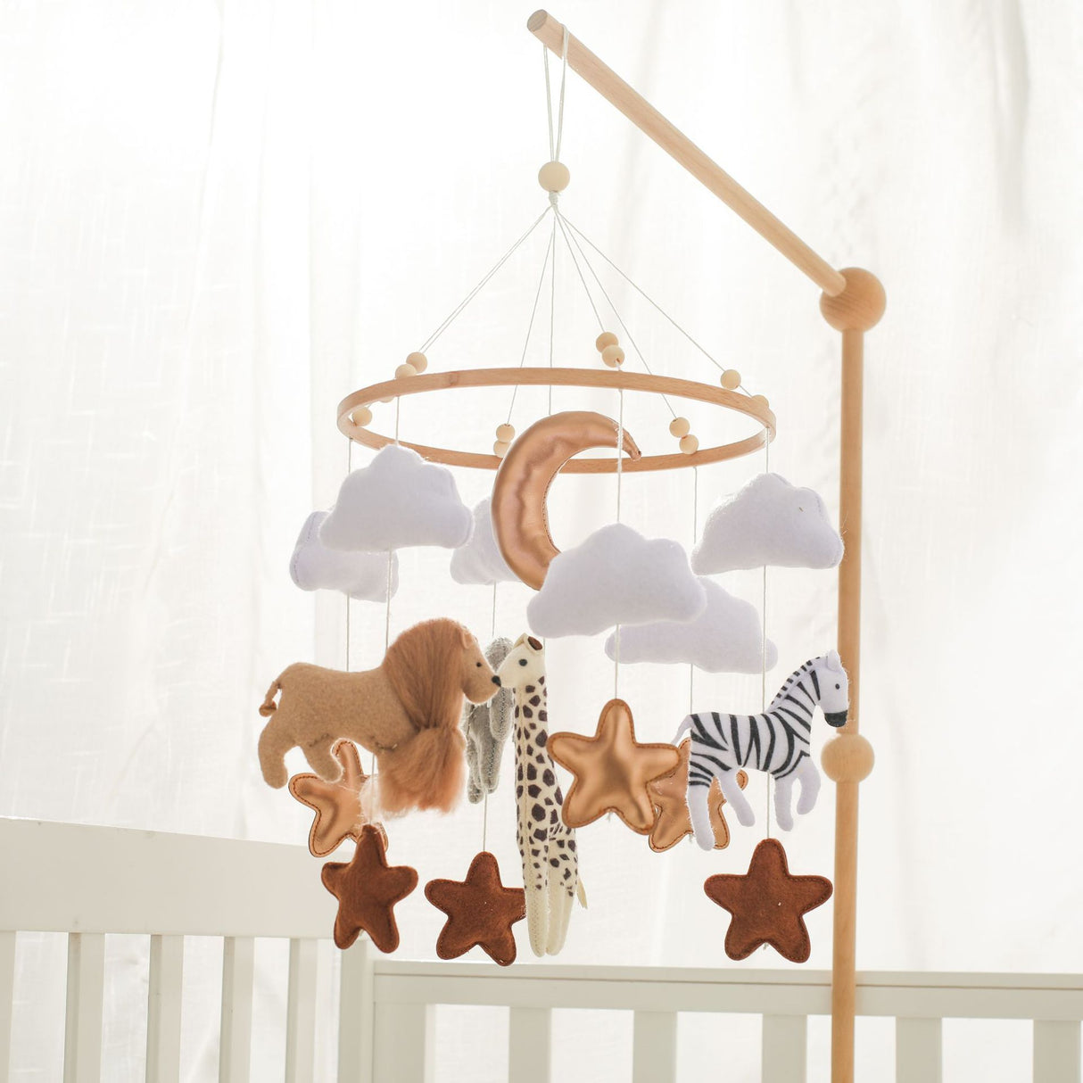Crib Animal Cloud Moon Bed Bell Hand-eye Coordination Decoration Wind Chimes