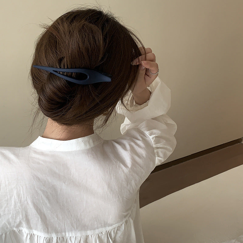 Einfache frostierte Entenbillclip weibliche Haarnadel