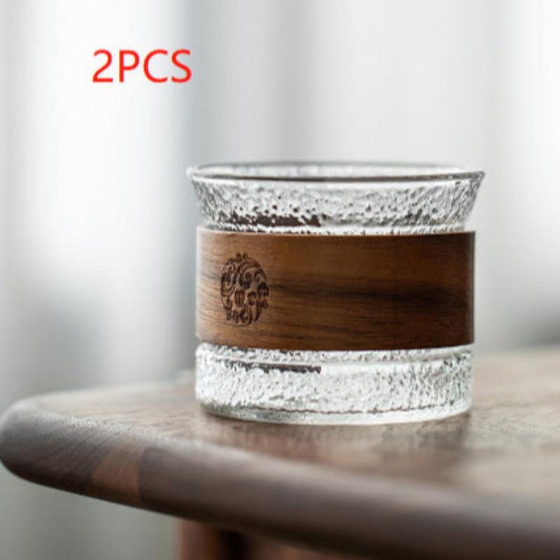 Borosilicate glass teacup with insulated vertical design