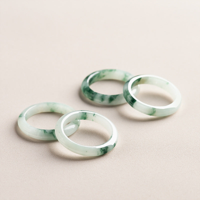 Natürlicher Jade -Ring -Ornament für ethnische Stile