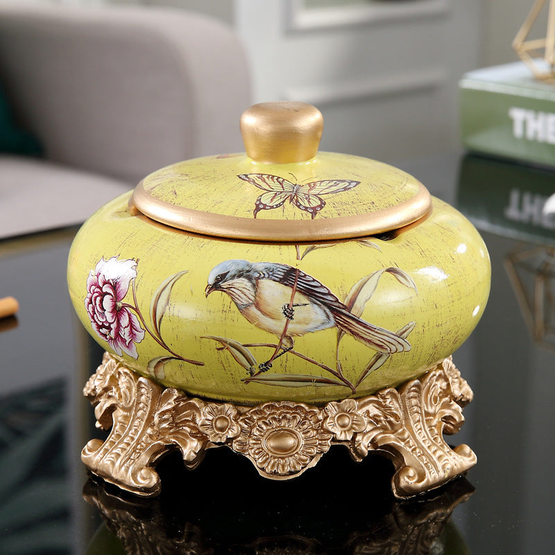 Kreative Persönlichkeit Modestil großes Wohnzimmer Büro Aschenbecher