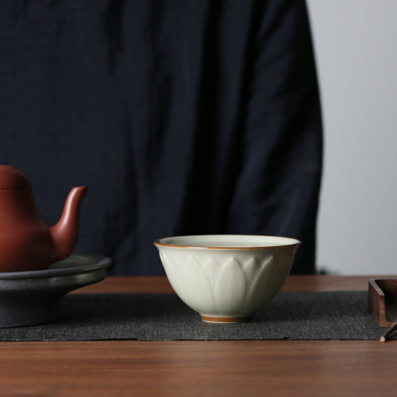 Embossed Lotus Master Cup Kung Fu Tea Set