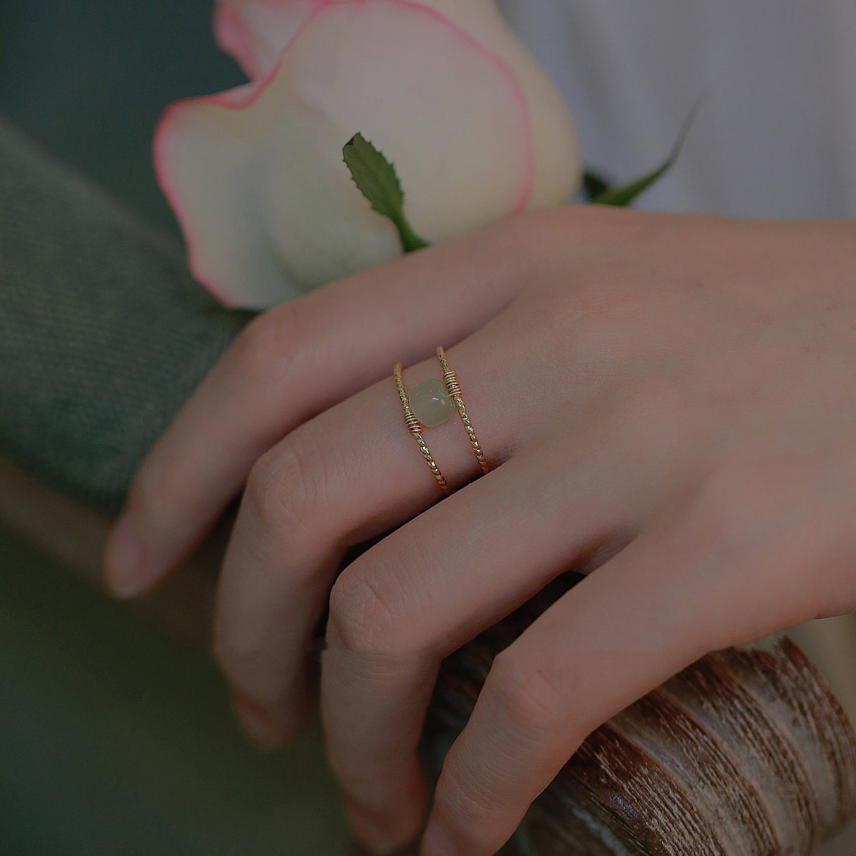 Vintage Pearl Hetian Jade Doppelschicht einstellbarer Ring