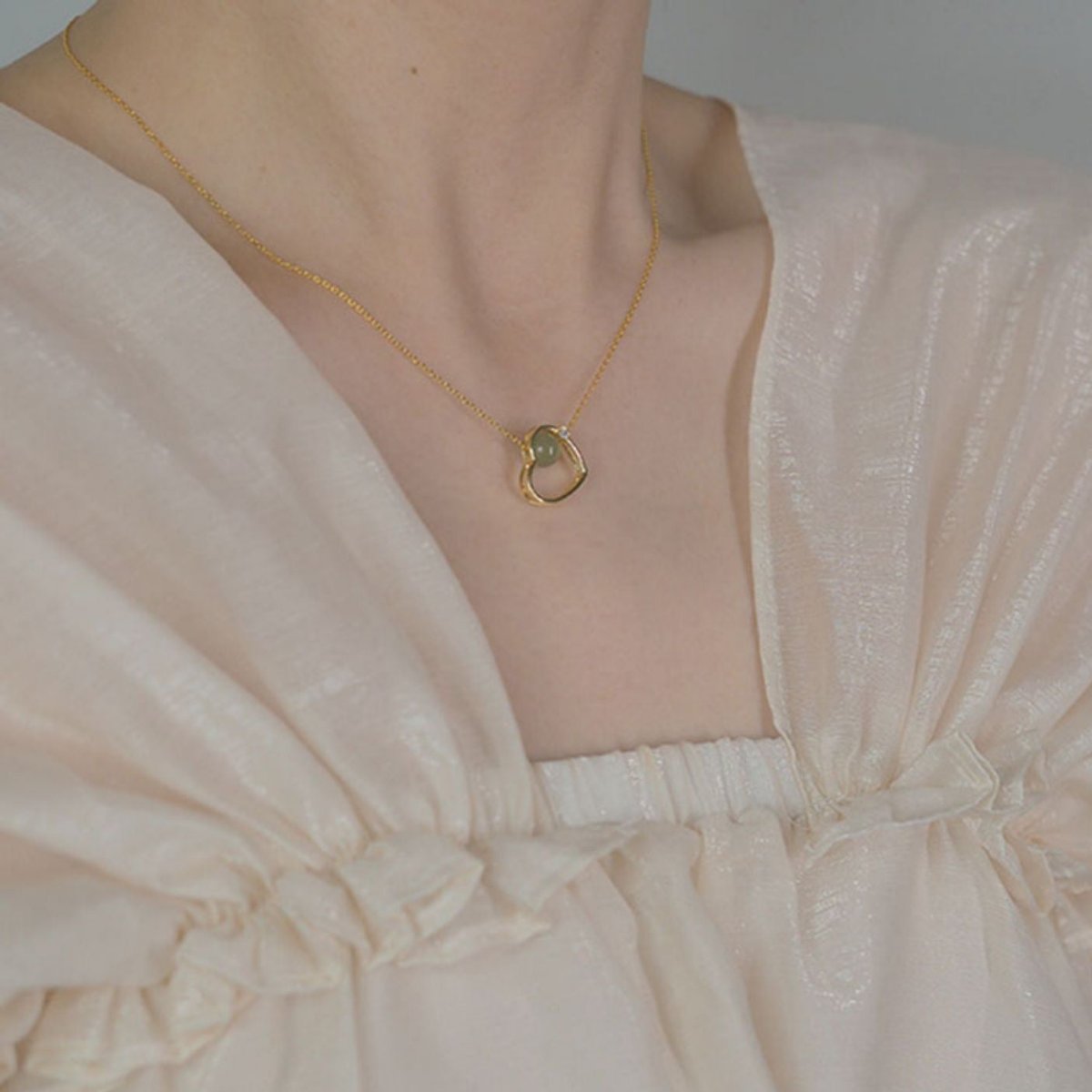 925 Sterling Silver Hohlherde Hetian Jade Halskette