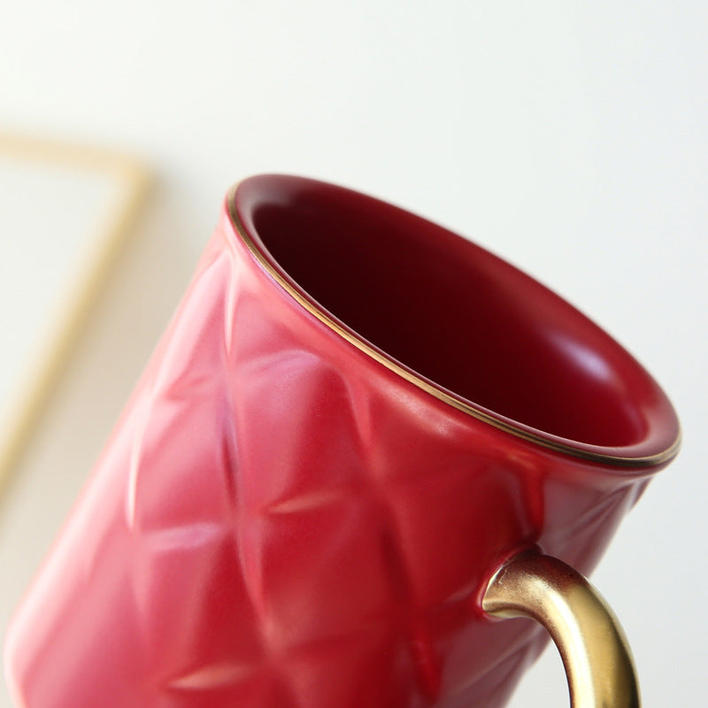 Kreative Keramiktasse Kaffeetasse mit vergoldetem Griff