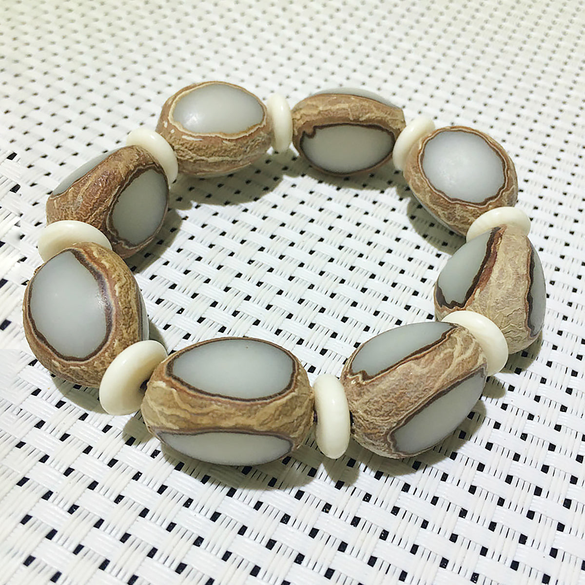 Natural Bodhi Seed Bracelet – Large Bodhi Bead Stretch Bracelet for Men & Women-3