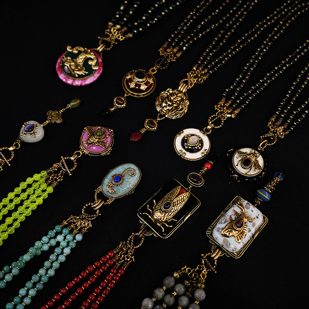 Bee necklace with copper chain and agate beads