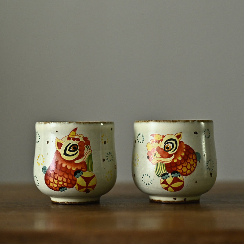 Vintage raues Keramikhandbemalte Löwe Happy Lion Master Cup Teetasse Teetasse