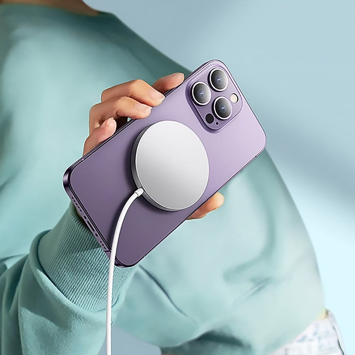 Portable 15W Magnetic Wireless Fast Charger for Smartphones-2