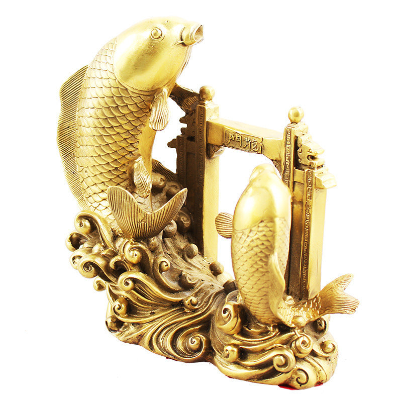 Kupferkarpfen springen Gantry -Ornamente Metallhandwerk