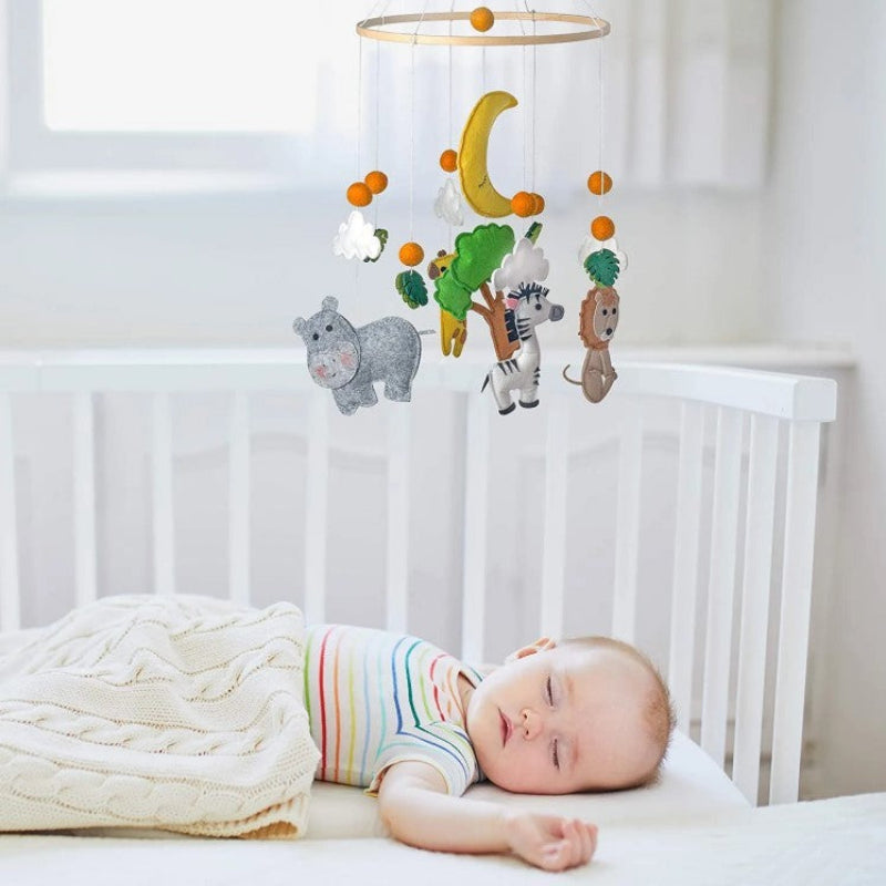 New Born Baby Gifts Felt Baby Rattles Crib Wind Chime Ornaments