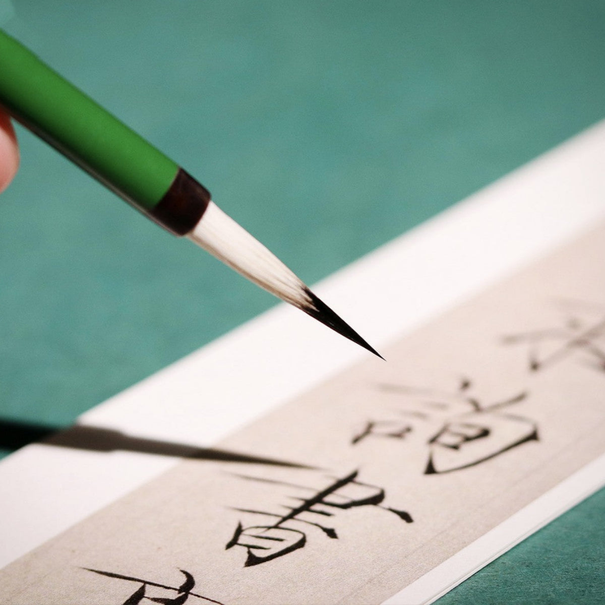 Slender Gold Writing Brush  – Detail Brush for Chinese Calligraphy & Drawing