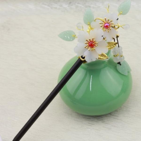 Handgefertigter Haarnadung Kopfschmuck aus der anderen Uferblüte Haarnadel