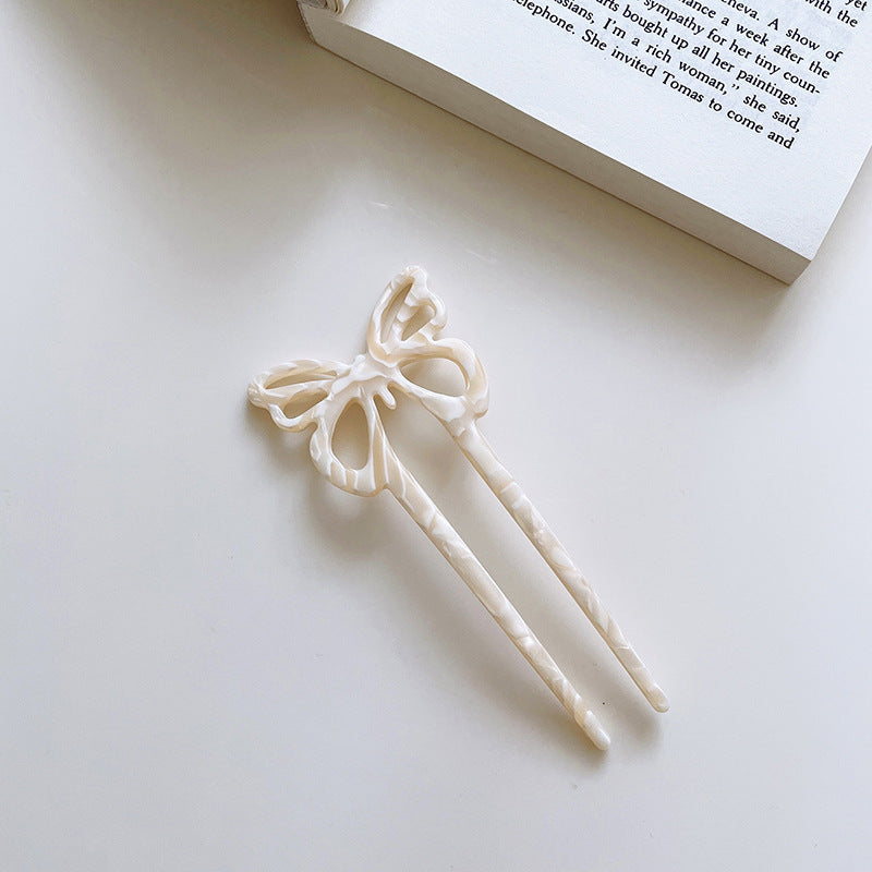 Modische Schmetterlingsbutter -Haarnadel -Locken