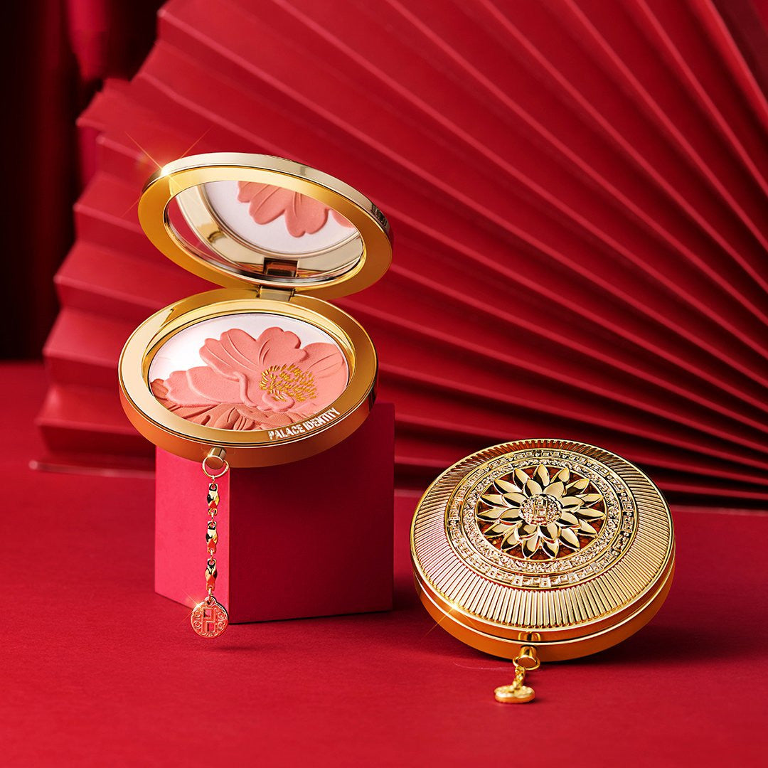 Nude Makeup Palette Blush and Highlighter Combo for a Natural Glow-1