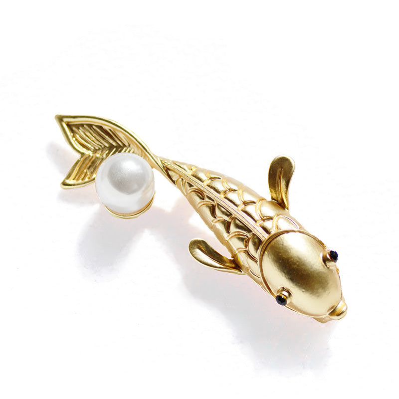 Roter Koi Strass -Brosche Mantelanzug Karpfenfestival Brosche