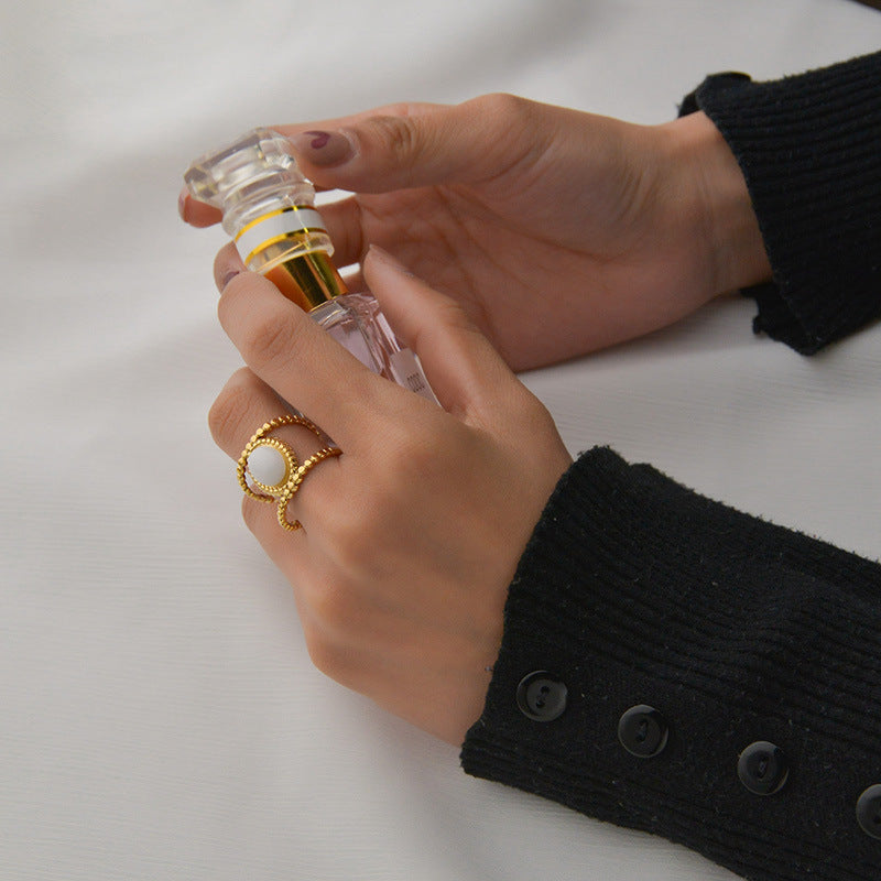 Mode vegetarischer Ring mit weißem Jade -Temperament Index Finger Ring