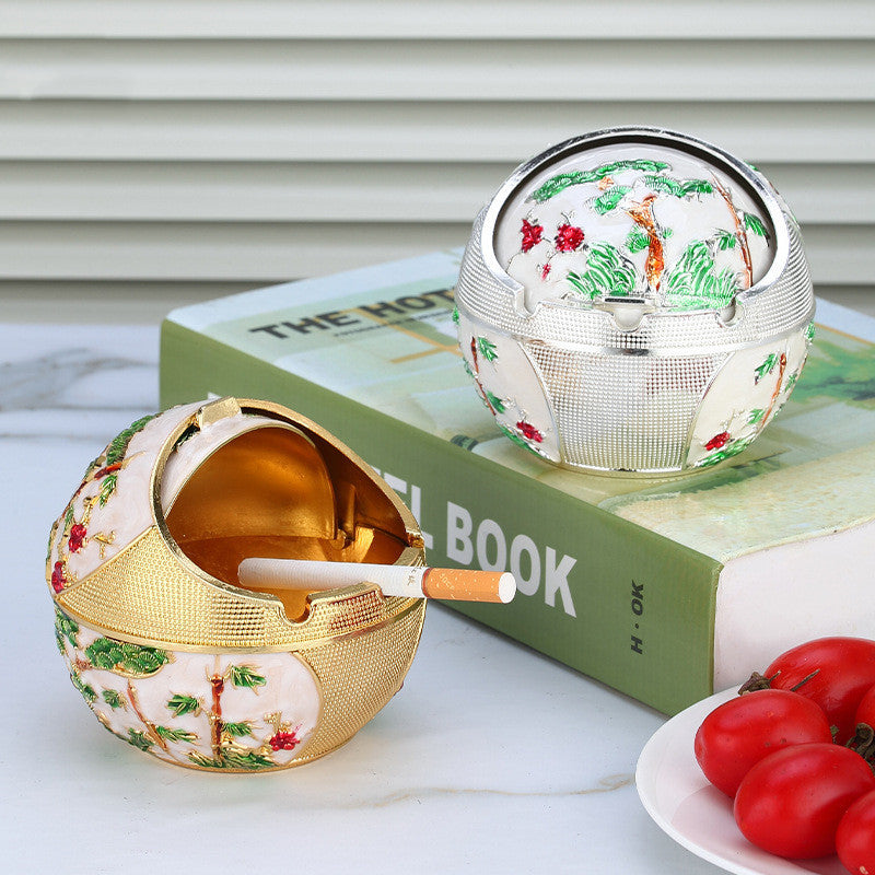 Kreativer Zinklegierung sphärischer Aschenbecher mit Deckel