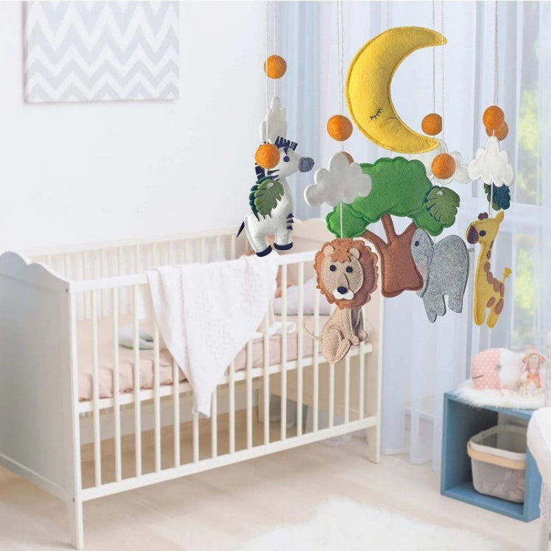 New Born Baby Gifts Felt Baby Rattles Crib Wind Chime Ornaments