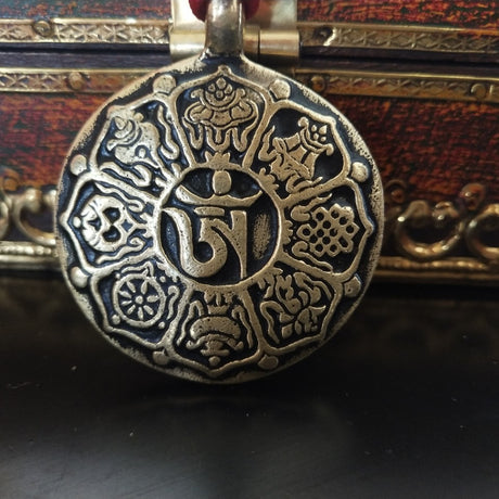 Amulett Taille -Tag -Anhänger Tibetan die acht glückverheißenden Symbole Auto Kupferanhänger