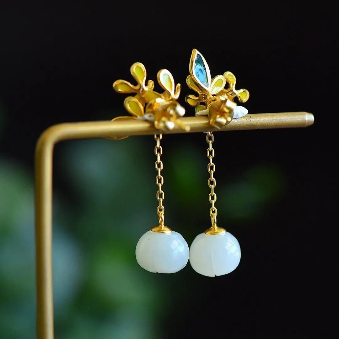 Antique Hanfu retro earrings with geometric gold shape