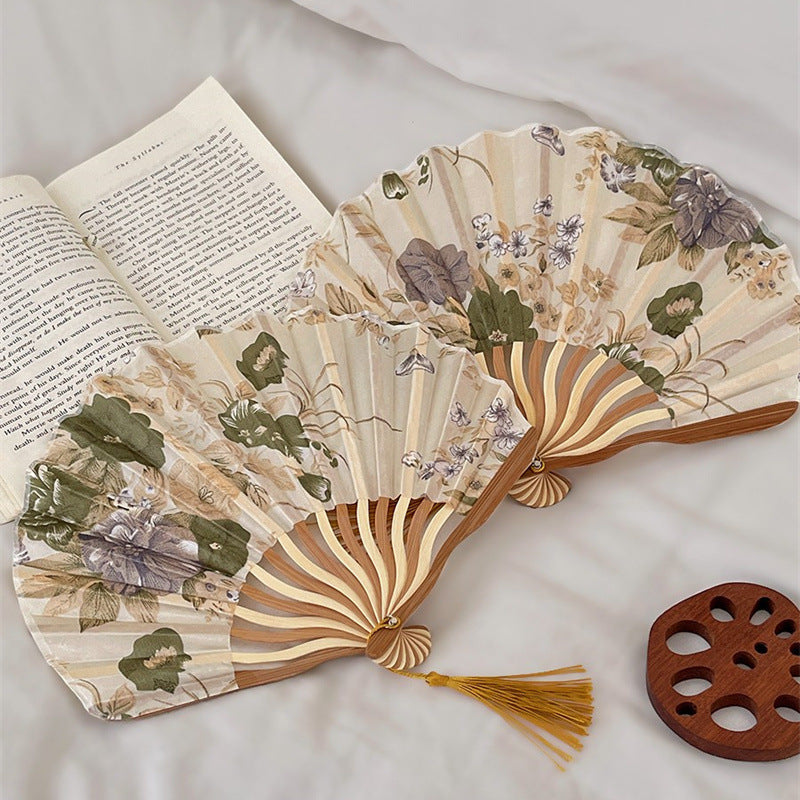Chinese Bamboo Folding Fan Scallop Design for Cultural Gift Giving-1