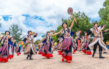 Festivals and Traditions of China’s Lesser-Known Ethnic Groups-Cover Image