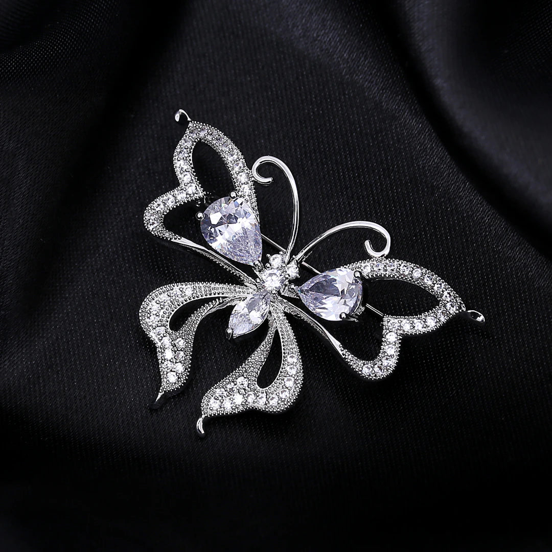 Elegant Personalized Brooches for Memorable Occasions