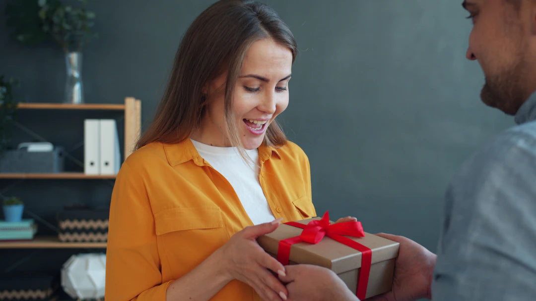 The Psychology Behind Personalized Gifts Making Meaningful Connections