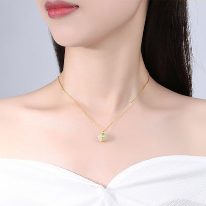 Women's Natural Hetian Jade Temperament Necklace