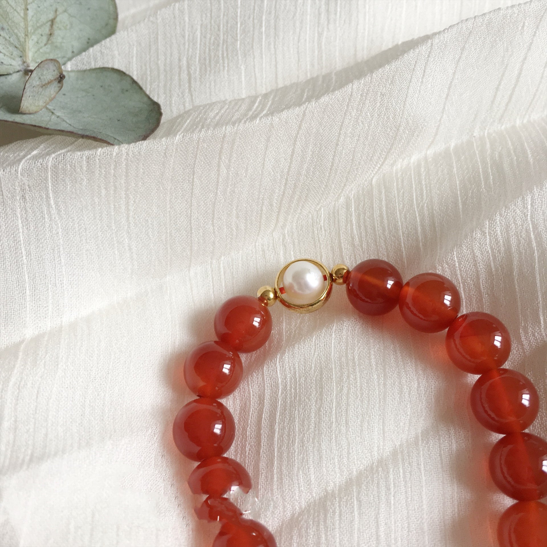 Natural red agate bracelet