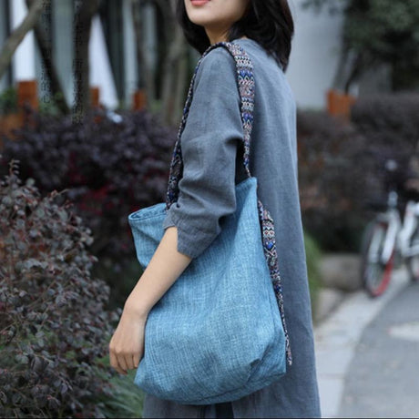 Canvas shoulder bag