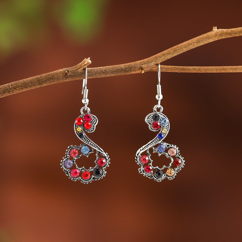 Chinese Style Vintage Drop Earrings With Diamonds