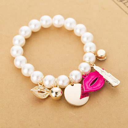 Lip pearl bracelet