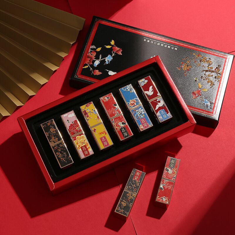 Choose From Multiple Chinese Style Makeup Gift Box For Gift Giving