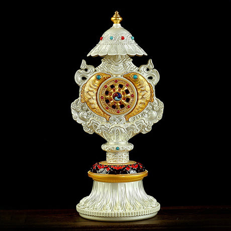 Acht glückverheißende Ornamente vor Buddha